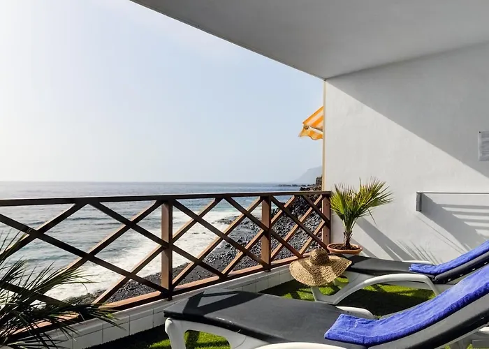 Le Cecilia * Puerto de Santiago