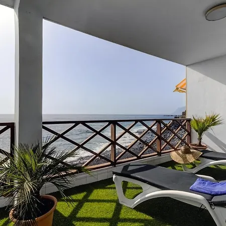 Le Cécilia Puerto de Santiago (Tenerife)