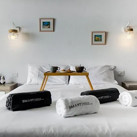 Le Cecilia * プエルト・デ・サンティアゴ