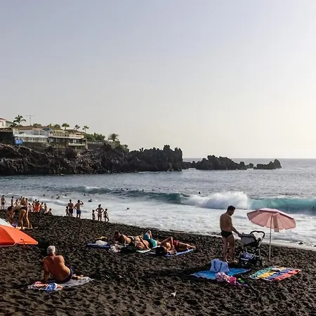 Le Cécilia * Puerto de Santiago (Tenerife)
