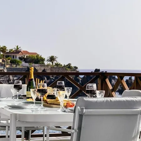 Le Cecilia Apartment