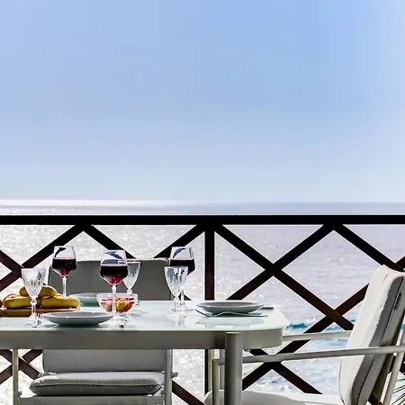 Le Cecilia Apartment