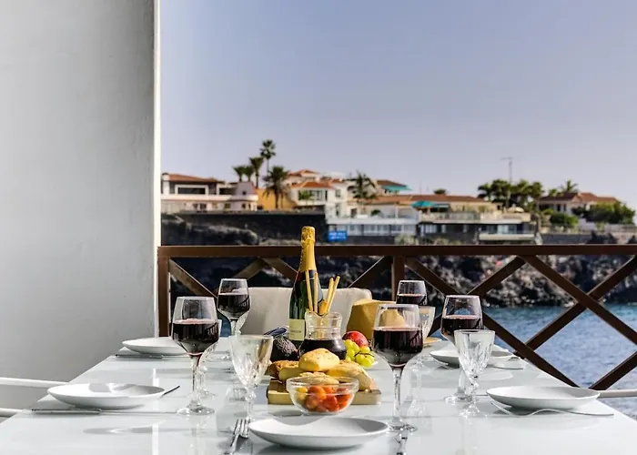 Le Cecilia * Puerto de Santiago (Tenerife)